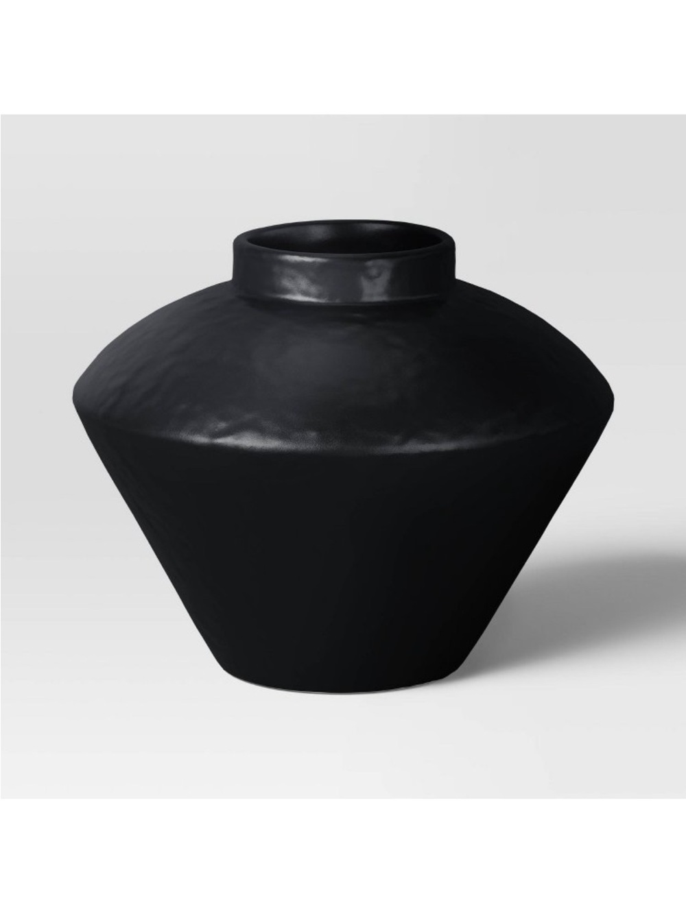 Threshold - Small Modern Vase Black | New